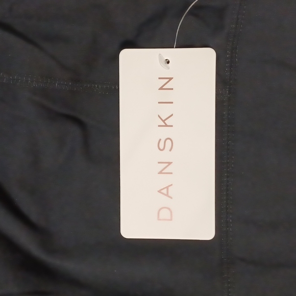 Danskin Women's Black Sleek-Fit Yoga Pants Sz. 2X - Picture 2 of 12